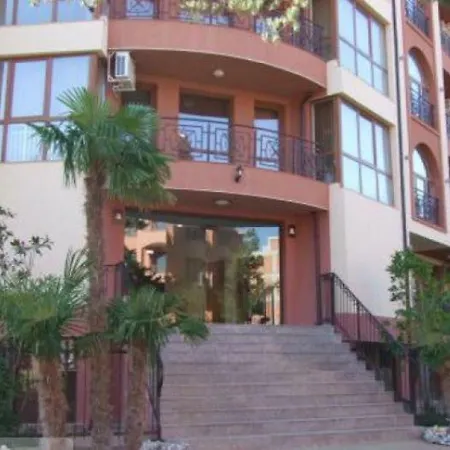 Pasific Holiday ساني بيتش